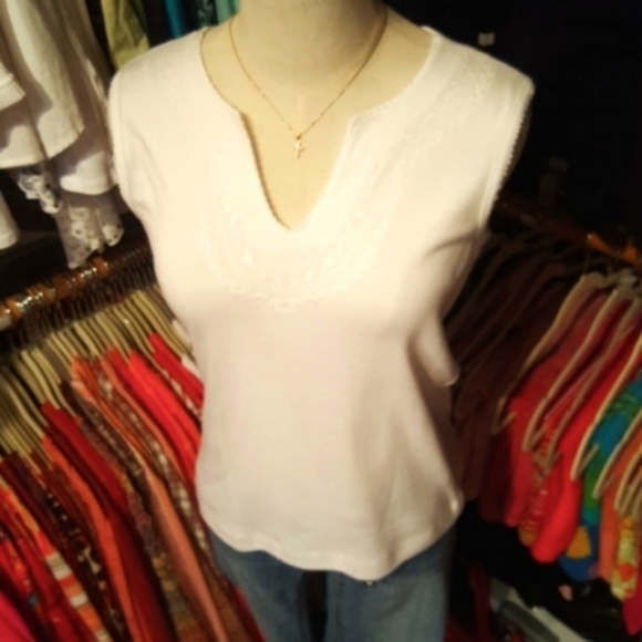 ALLYSON WHITMORE PETITE ♡ Gorgeous White Embroidered V Neck Sleeveless Top PS - Picture 4 of 11